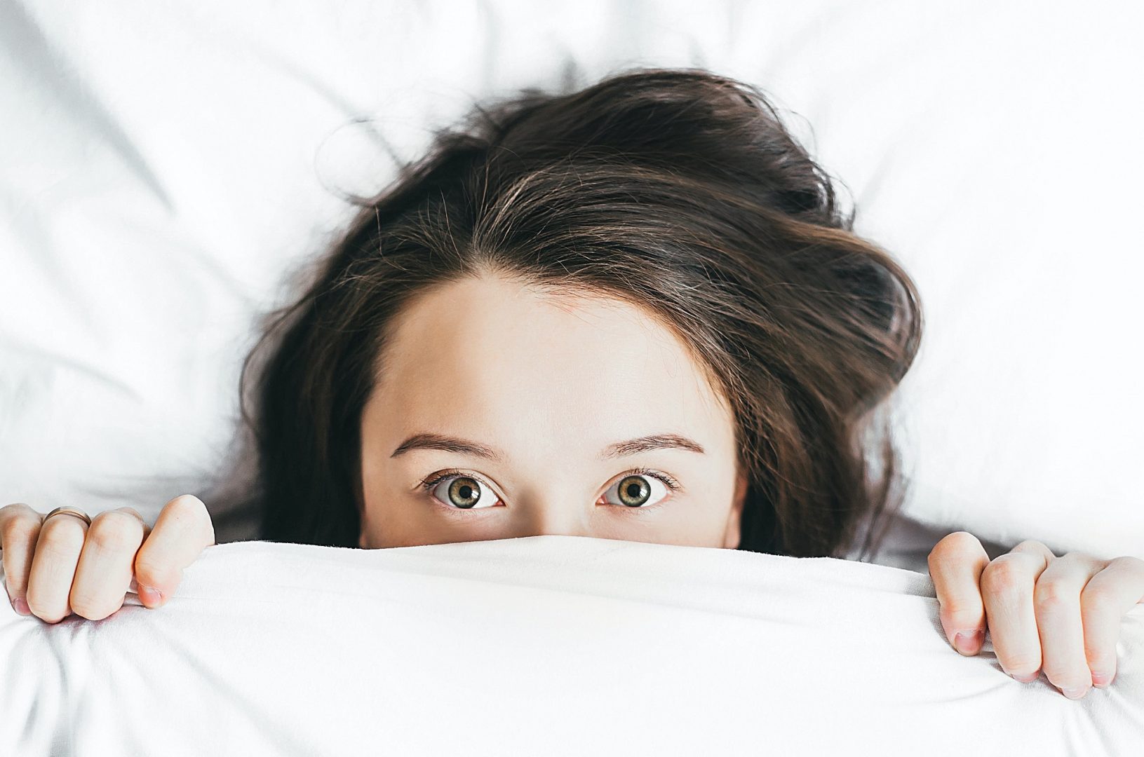 Como uma noite mal dormida pode afetar os olhos?
