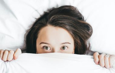 Como uma noite mal dormida pode afetar os olhos?